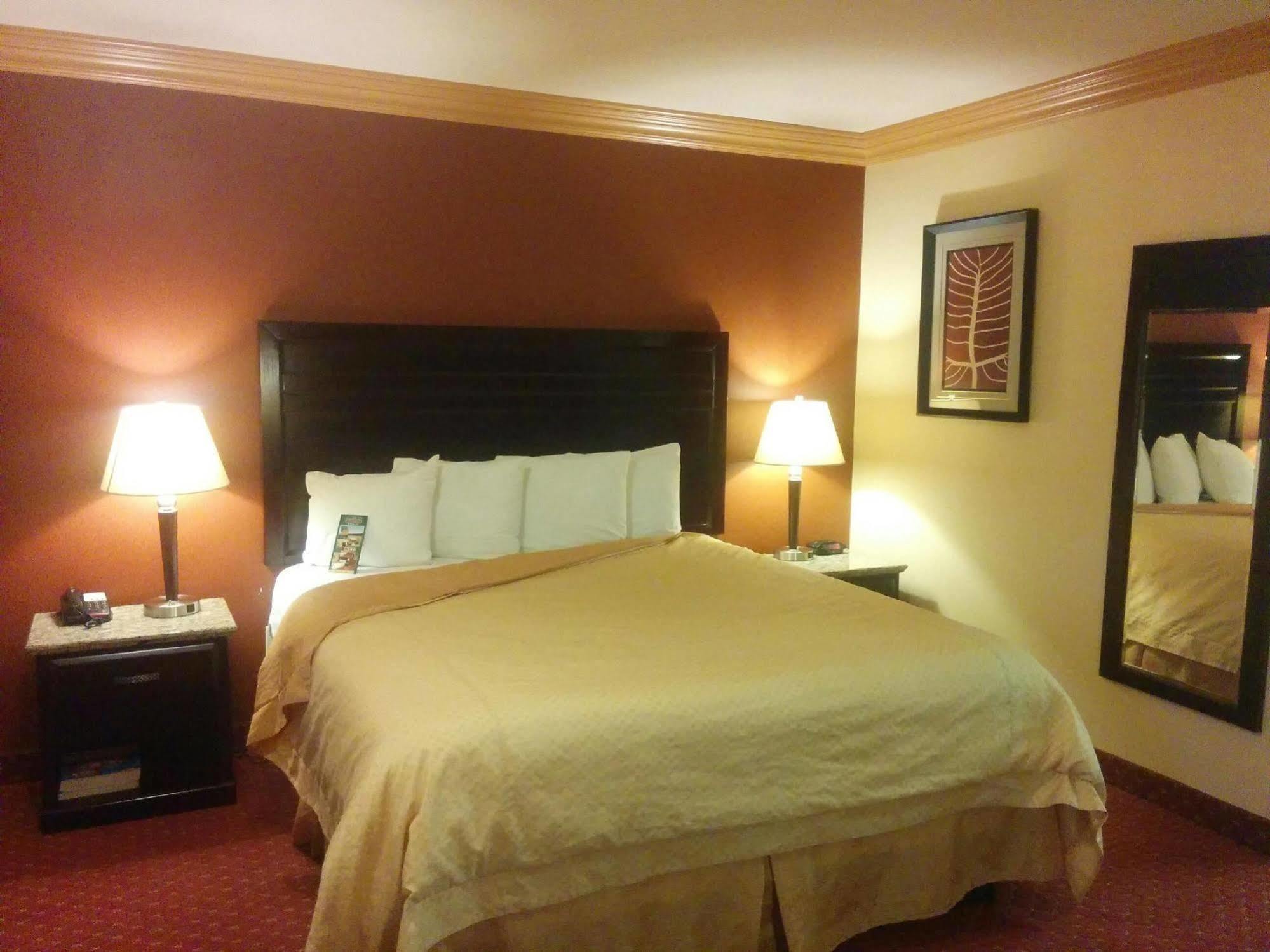 Portofino Inn Burbank Ngoại thất bức ảnh
